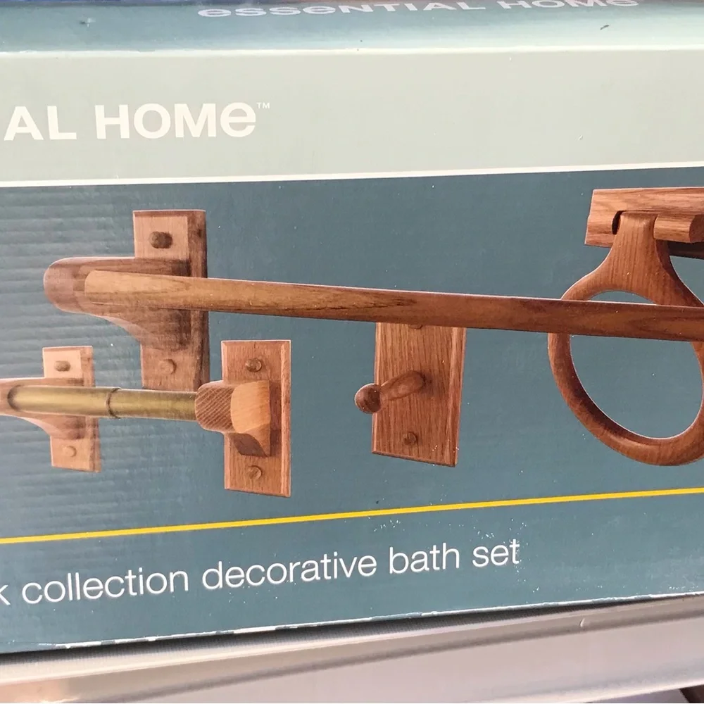 Oak Rustic bath ware set 4 pc. New